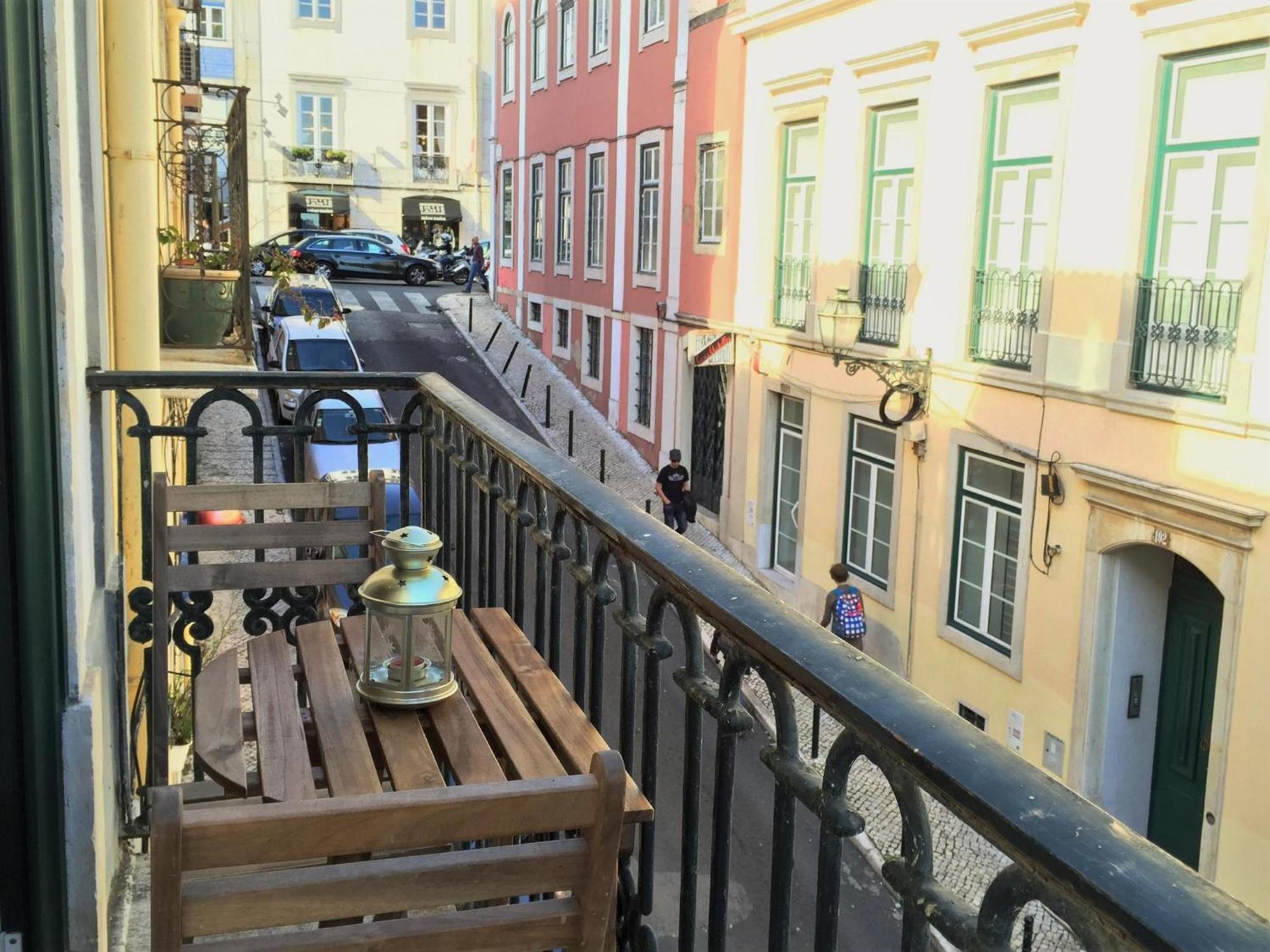 Sm2 Romantic Home By The Gardens Pr Real & Bairro Alto Лиссабон Экстерьер фото
